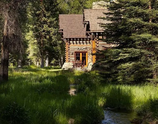 Сasa de vacaciones Luxury Mountain Estate With Panoramic Views *